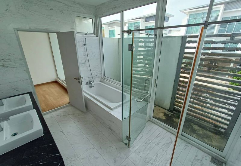 Jacaranda Garden Residence