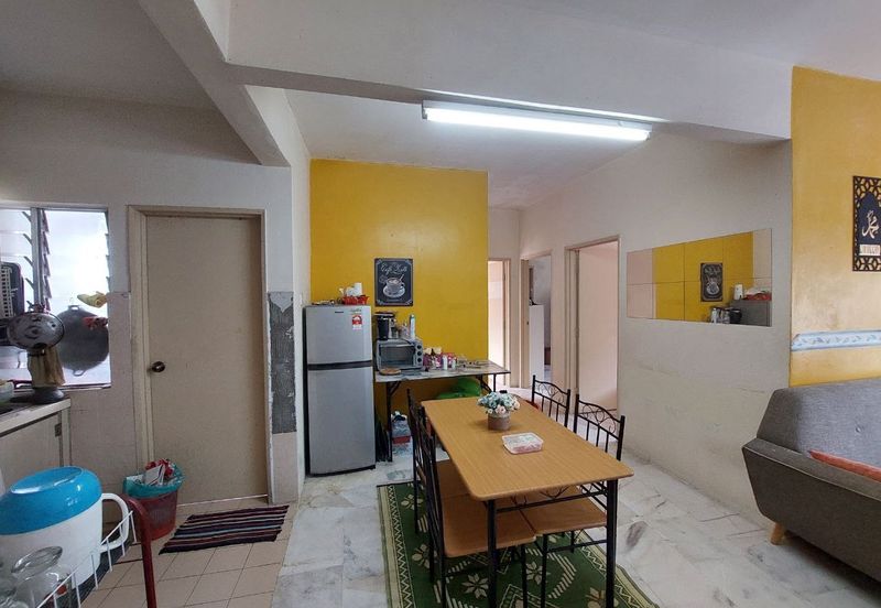 Residensi Warnasari 1