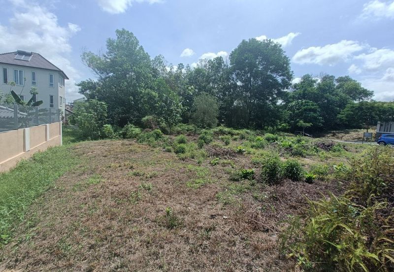 Putra Hill Residency