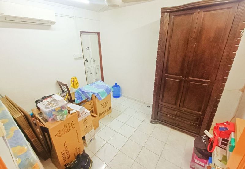 Taman Lembah Keramat AU5