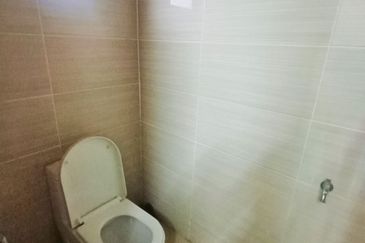 Taman Lembah Keramat AU5