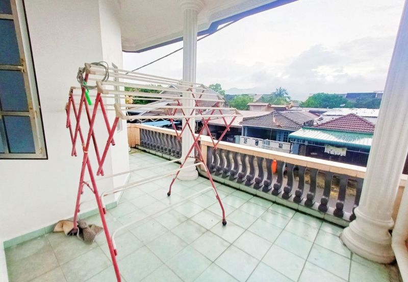 Taman Lembah Keramat AU5