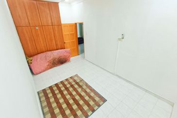 Taman Lembah Keramat AU5