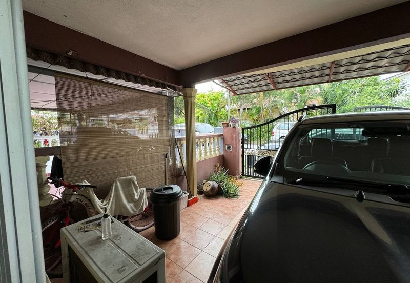 Double Storey Taman Melawati