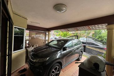 Double Storey Taman Melawati