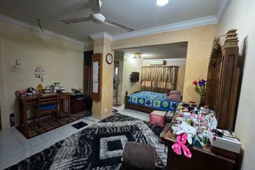 Double Storey Taman Melawati