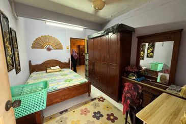 Double Storey Taman Melawati