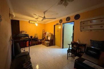 Double Storey Taman Melawati