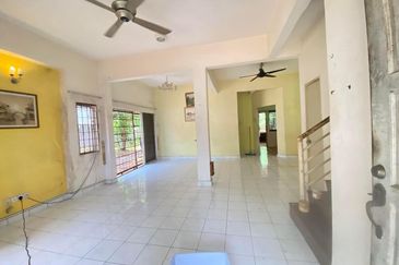 Sungai Buloh Country Resort