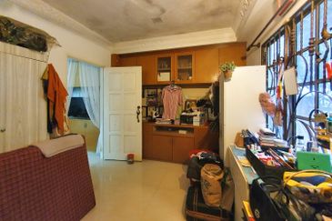 Corner Lot Double Storey Bandar Tasik Selatan