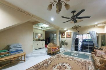 Corner Lot Double Storey Bandar Tasik Selatan