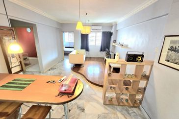 Tasik Heights Apartment