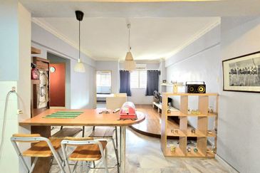 Tasik Heights Apartment