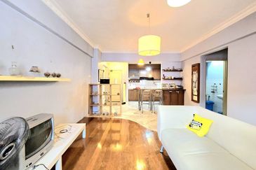 Tasik Heights Apartment