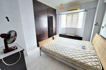 Tasik Heights Apartment