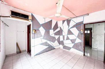 Taman Cahaya, Ampang