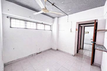 Taman Cahaya, Ampang