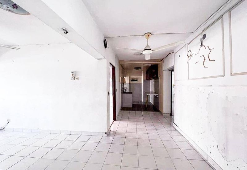 Taman Cahaya, Ampang