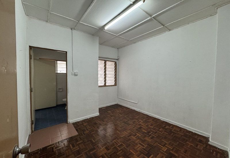 Taman Seri Keramat AU4