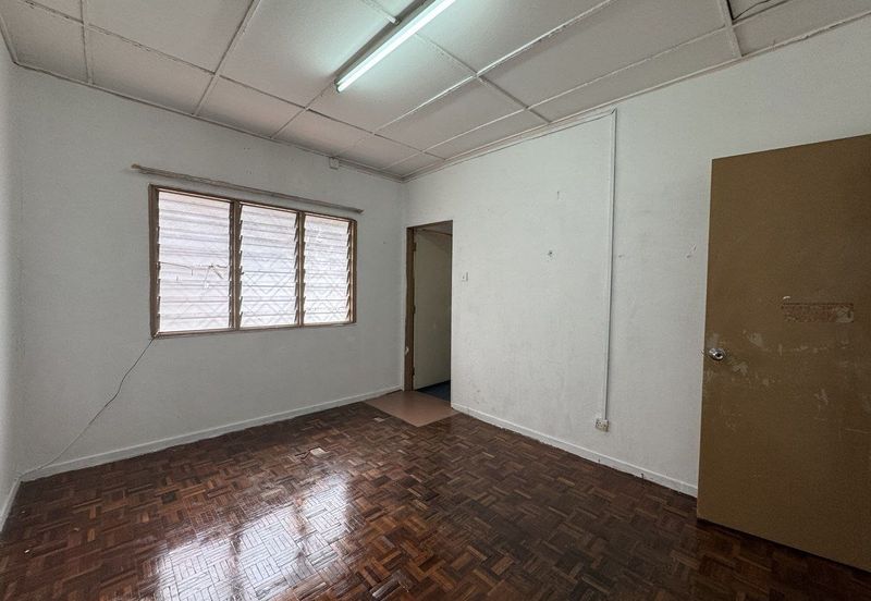 Taman Seri Keramat AU4