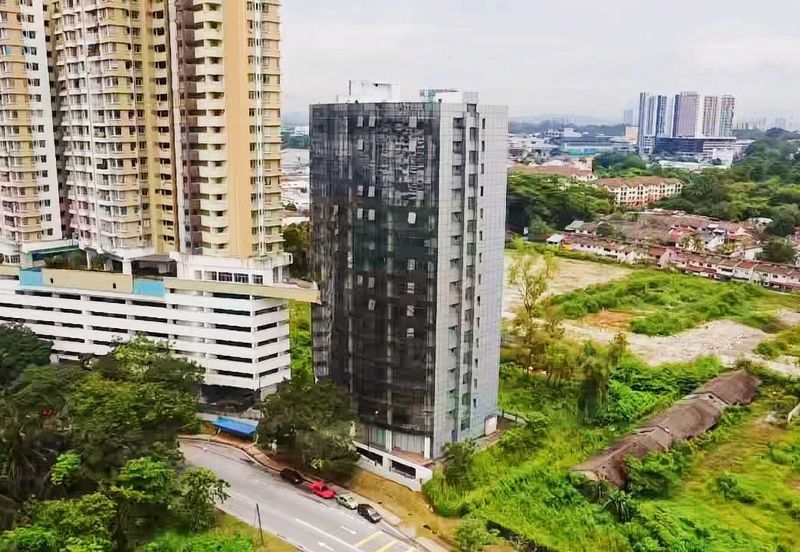 HiCom-Glenmarie Industrial Park