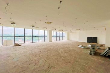 HiCom-Glenmarie Industrial Park