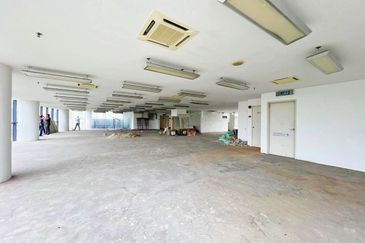 HiCom-Glenmarie Industrial Park