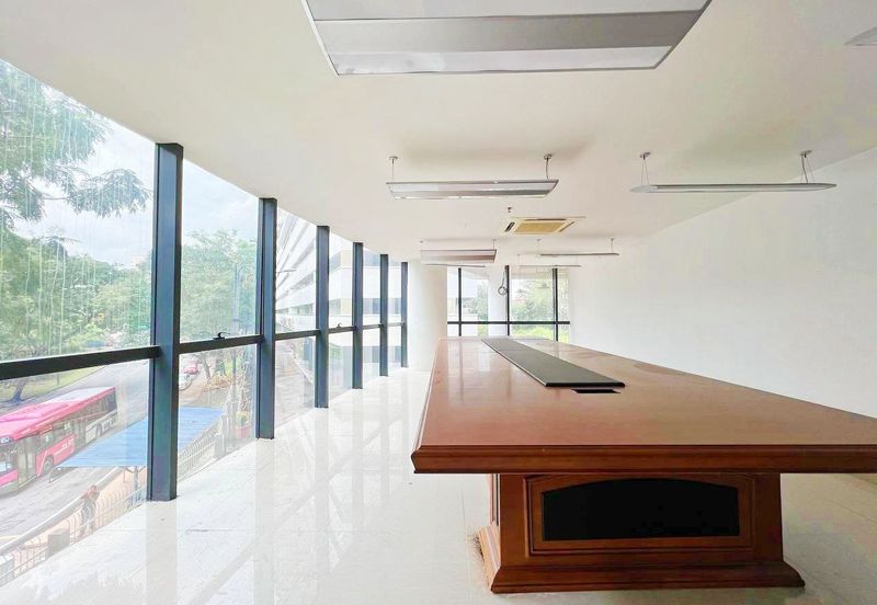 HiCom-Glenmarie Industrial Park