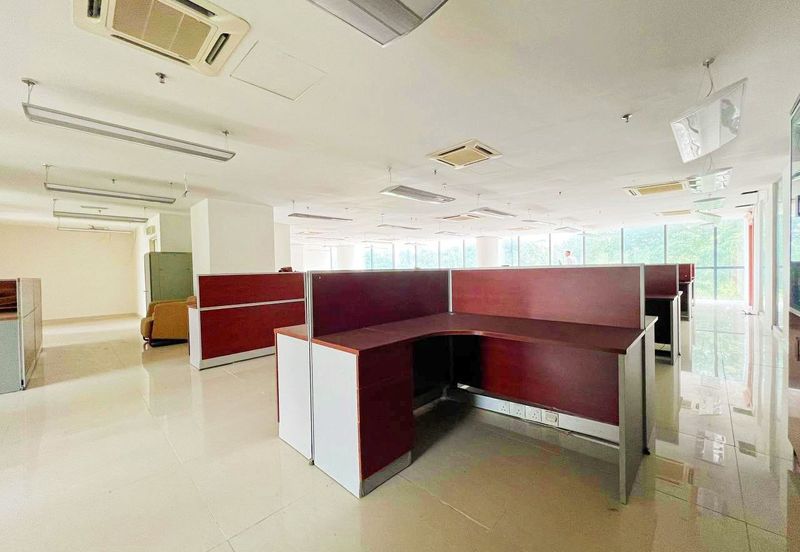 HiCom-Glenmarie Industrial Park