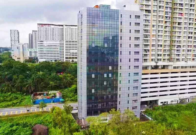 HiCom-Glenmarie Industrial Park