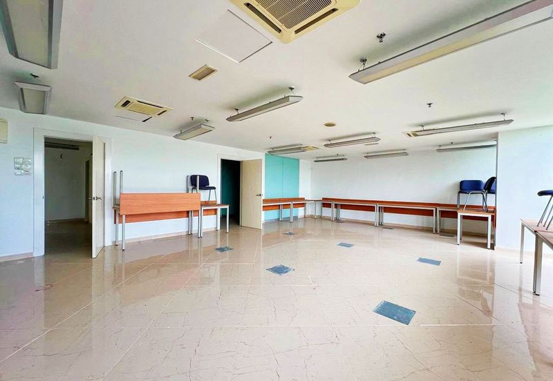 HiCom-Glenmarie Industrial Park