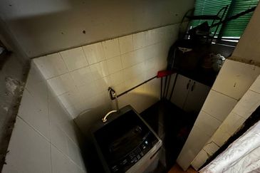 Desa Temenggong Apartment