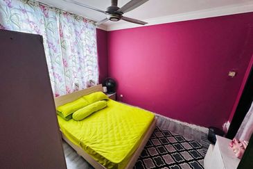 Desa Temenggong Apartment