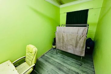 Desa Temenggong Apartment