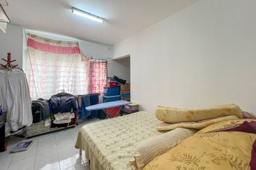 Taman Cahaya, Ampang