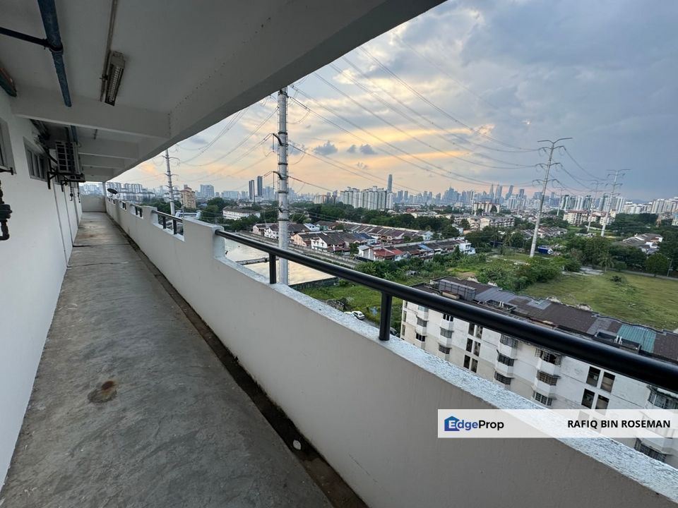 Pangsapuri Taman Cahaya Ampang, Selangor, Ampang