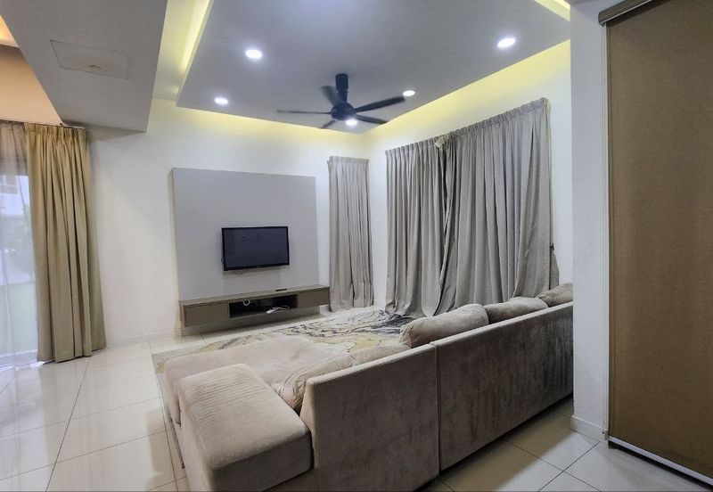 Parkfield Residences, Tropicana Heights