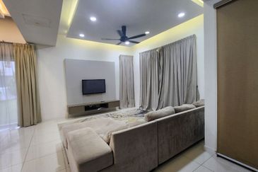 Parkfield Residences, Tropicana Heights