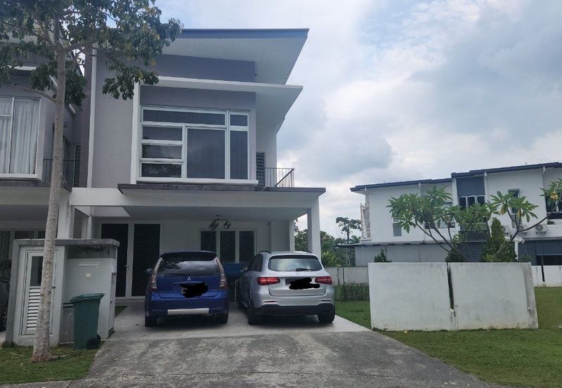 Parkfield Residences, Tropicana Heights