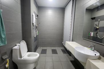 Parkfield Residences, Tropicana Heights