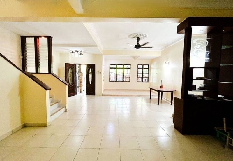 Jalan Suakasih @ Tun Hussein Onn