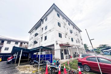 Kampung Baru Hicom