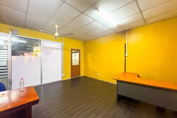 Taman Saujana Utama 3