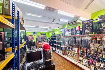 Taman Saujana Utama 3