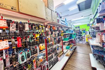 Taman Saujana Utama 3