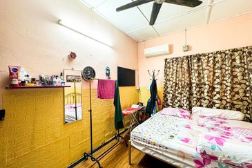 Jalan Taman Kinrara 1/8