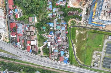 Pantai Dalam Kampung Kerinchi