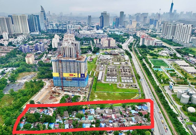 Pantai Dalam Kampung Kerinchi