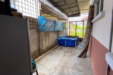 Crystal Bay, Alai Perdana