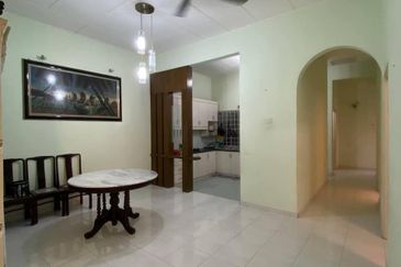 Crystal Bay, Alai Perdana